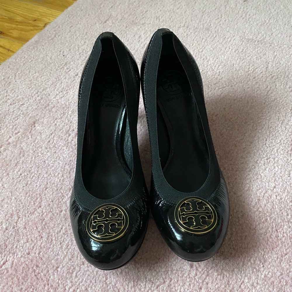 Tory Burch Caroline Mid Heel